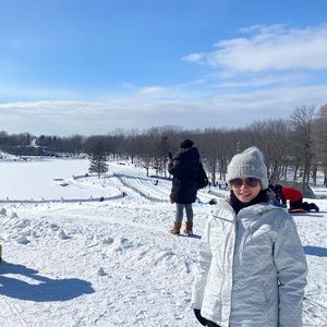 Meet your Posher, Negin